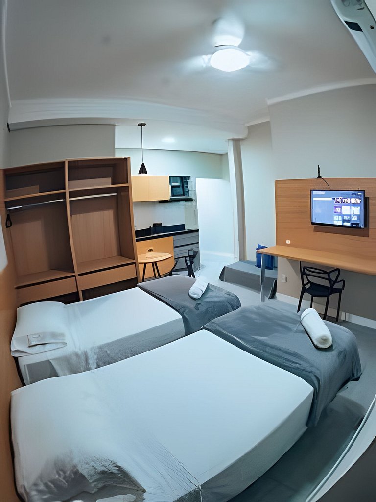 Zuccaro Studio 6 próximo a USC, Tauste e Rondon.