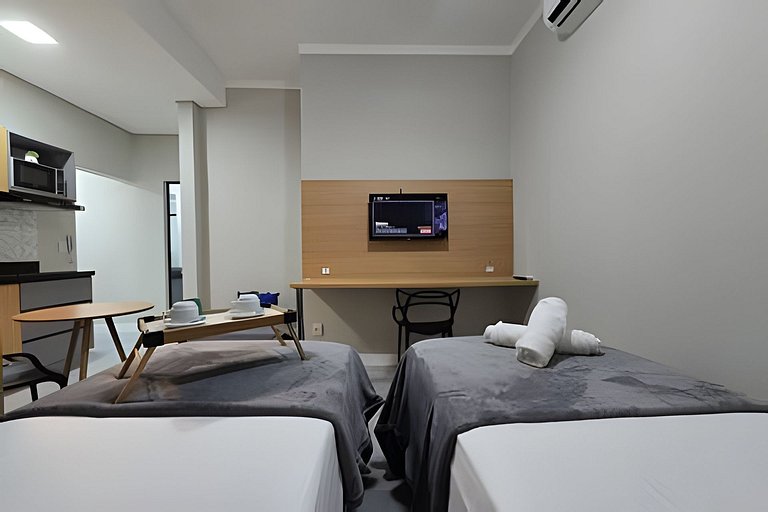 Zuccaro Studio 6 próximo a USC, Tauste e Rondon.